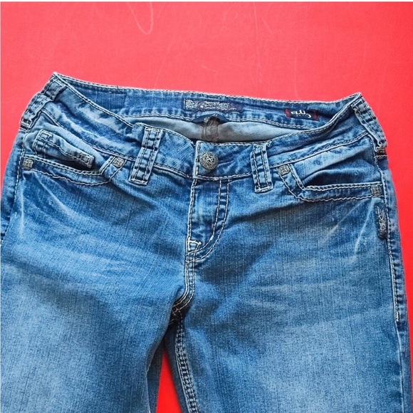 Suki jeans - Picture 2 of 11